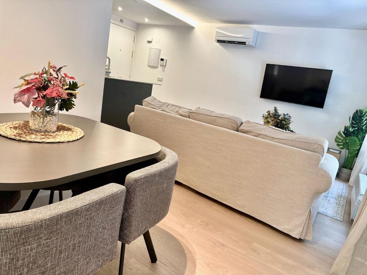 Private Room In A Shared Apartment, Habitacion Privada En Un Apartamento Compartido En Pacifico, Madrid Ngoại thất bức ảnh